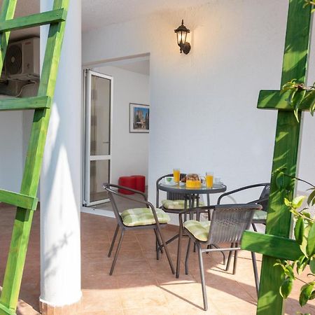 Apartments Oliva Porec Exterior photo