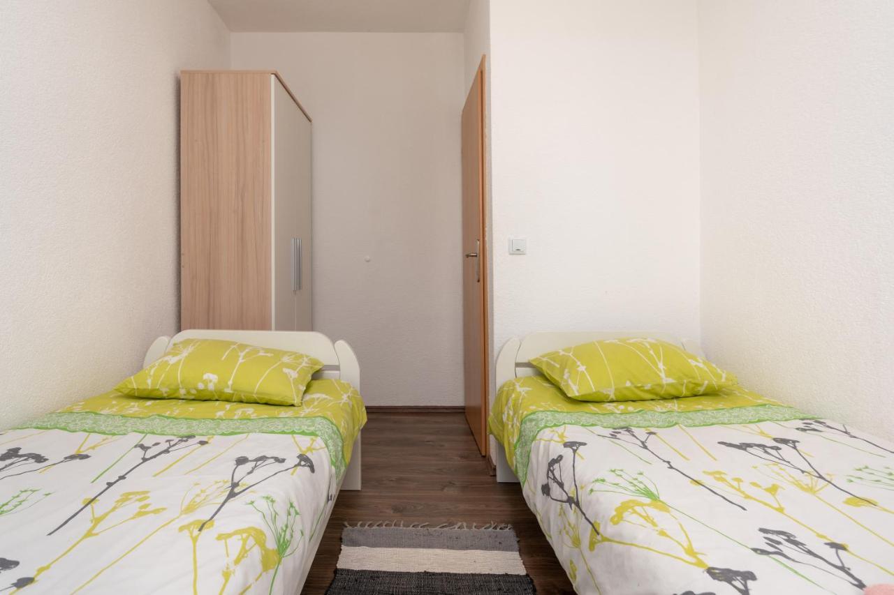Apartments Oliva Porec Exterior photo